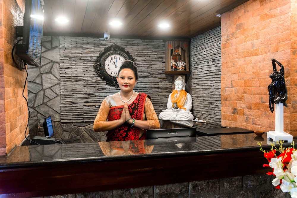Lobby at Ecotel Tin Tin, DARJEELING