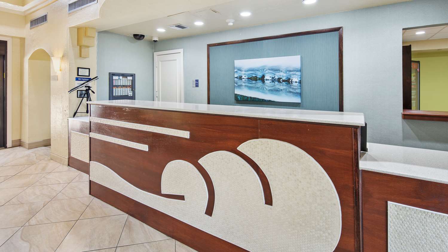 Best Western Plus Deerfield Beach Hotel & Suites 3/14