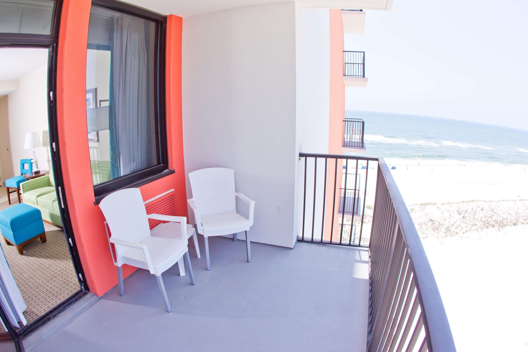 استوديو بسرير كينج بشرفة، Hampton Inn Suites Orange Beach Gulf Front 5/6