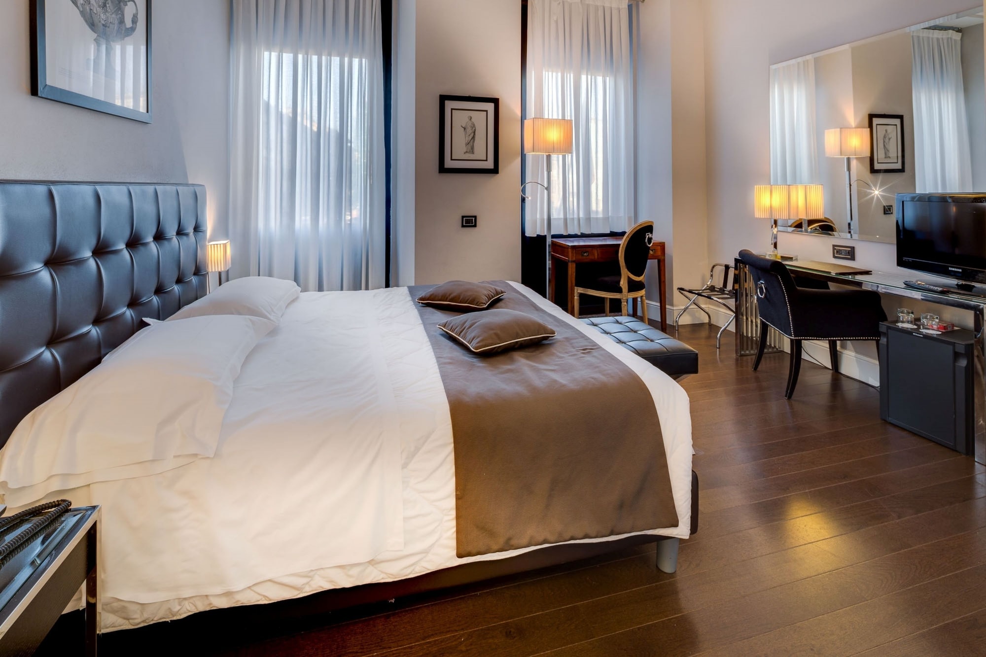 SUPERIOR, DOUBLE BED