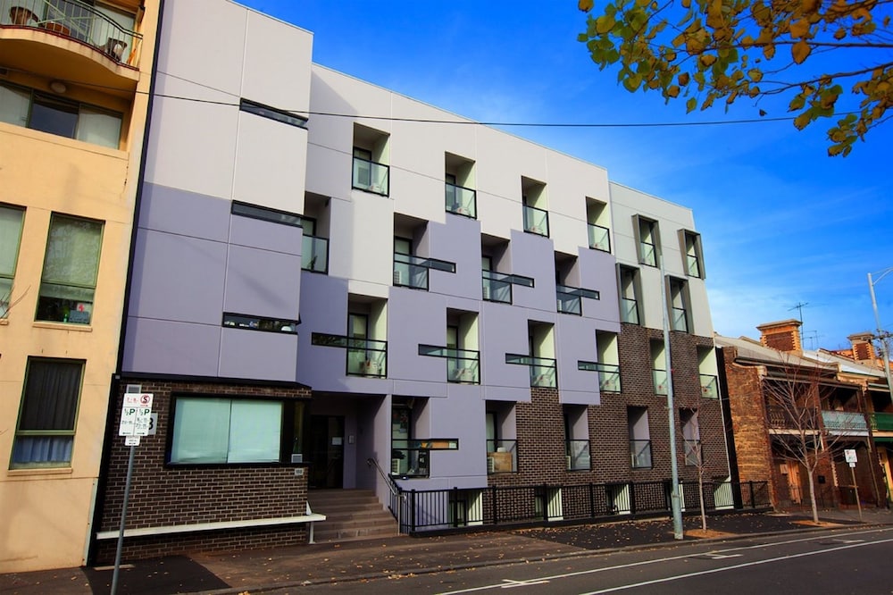 Quality Apartments North Melbourne 4/54