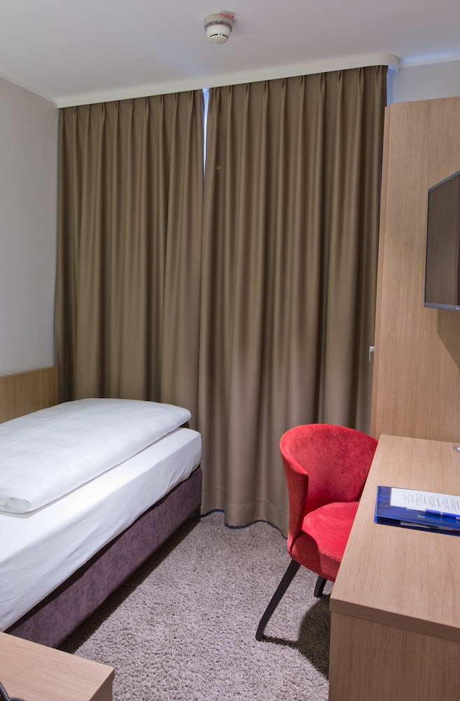 STANDARD, SINGLE, SINGLE BED