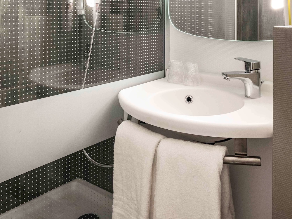 ibis Cannes Plage La Bocca 38/63