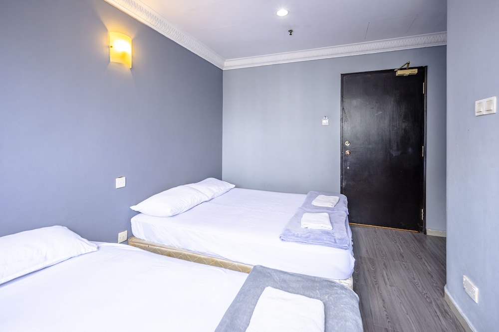K Hotel 12 7/16