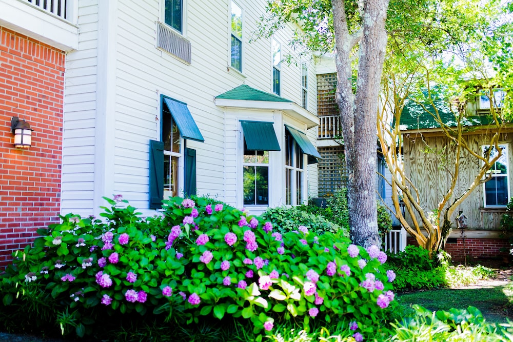 Roanoke Island Inn 42/50