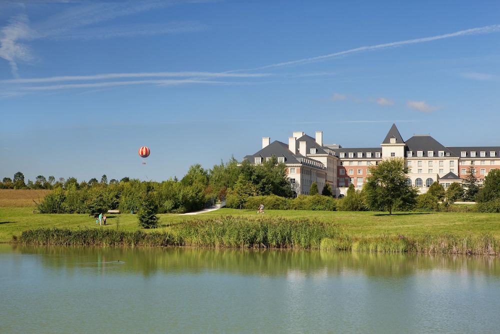 Dream Castle Hotel 44/50