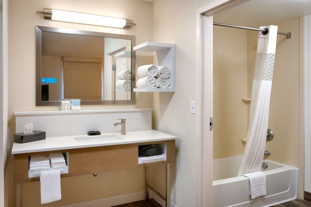 Hampton Inn Tremonton 11/51