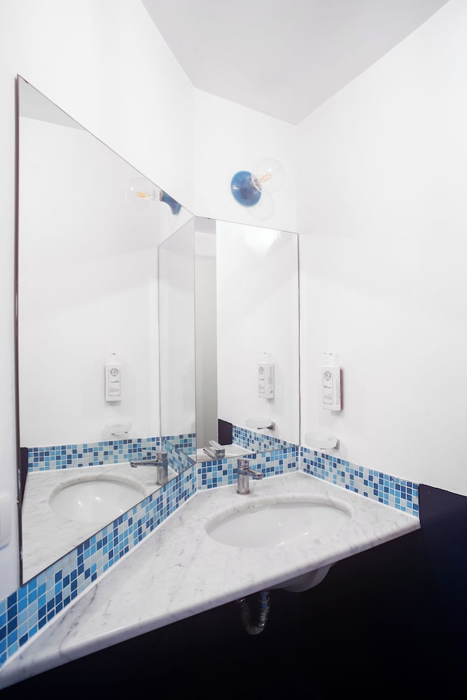 Correra 241 Lifestyle Hotel 35/59
