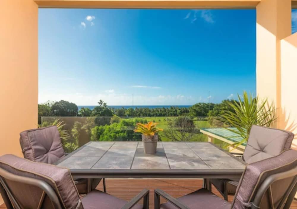 Rarotonga Golfseaview 8/28