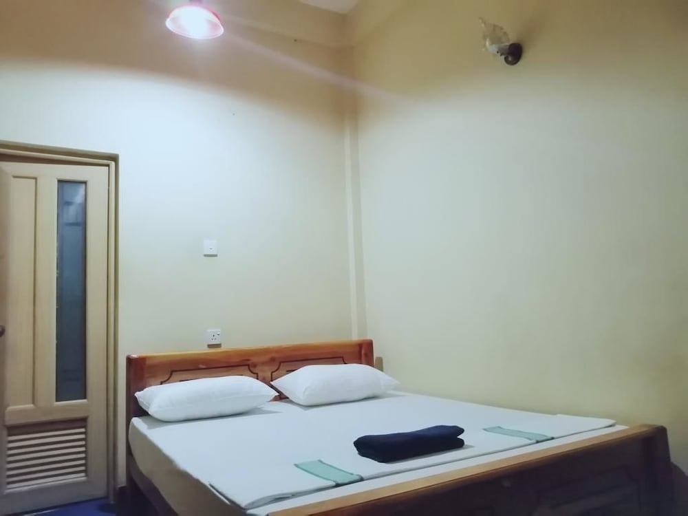 Viveka Inn Guest 3/43