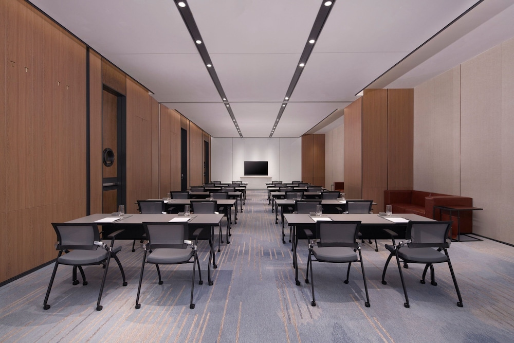 Four Points by Sheraton Tianjin National Convention and Exhibition Center 26/35