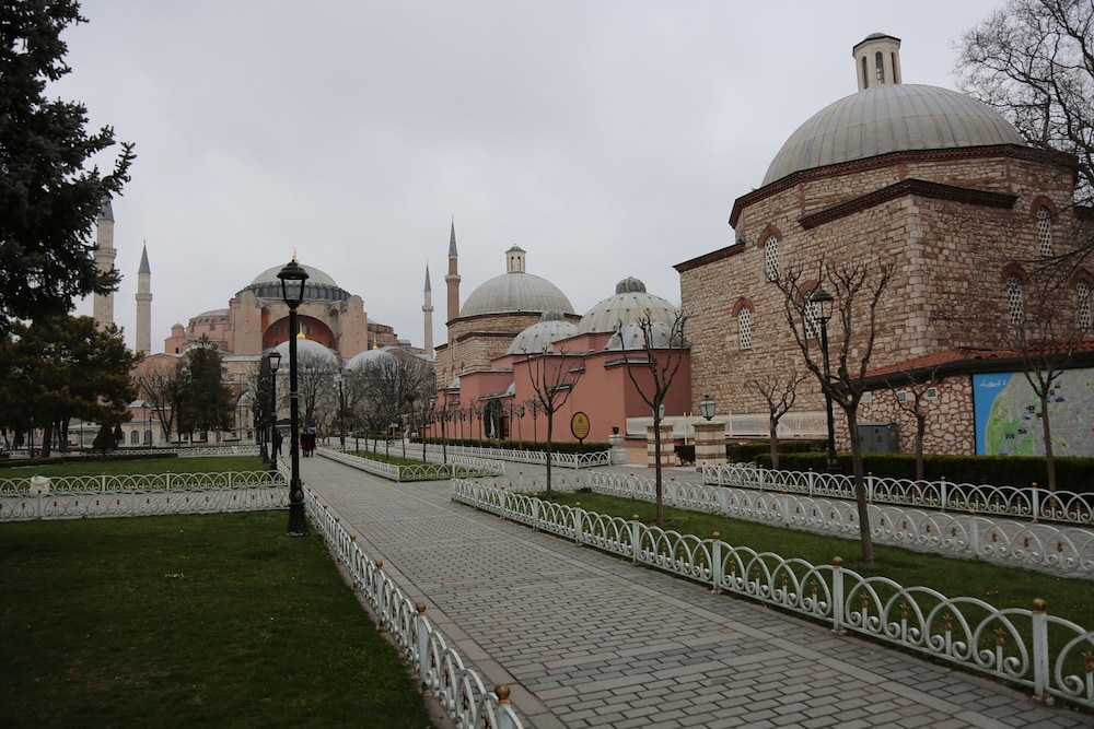 Halena Apart Hotel 33/37
