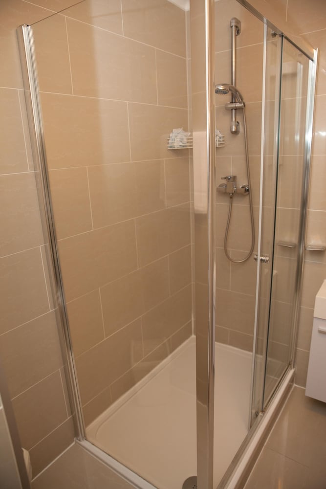 St Mark Hotel 49/50
