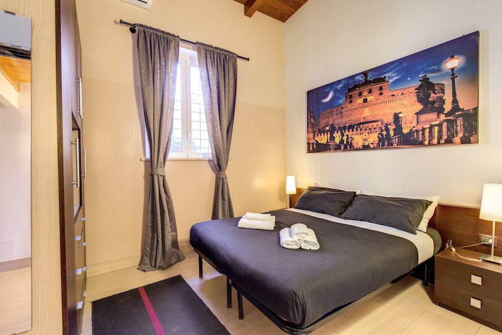 2 BEDROOMS, APARTMENT, 2 QUEEN BEDS, SOFA