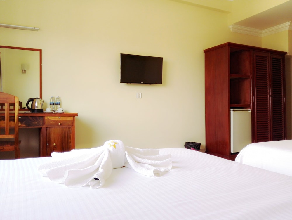Golden Star Inn 14/40