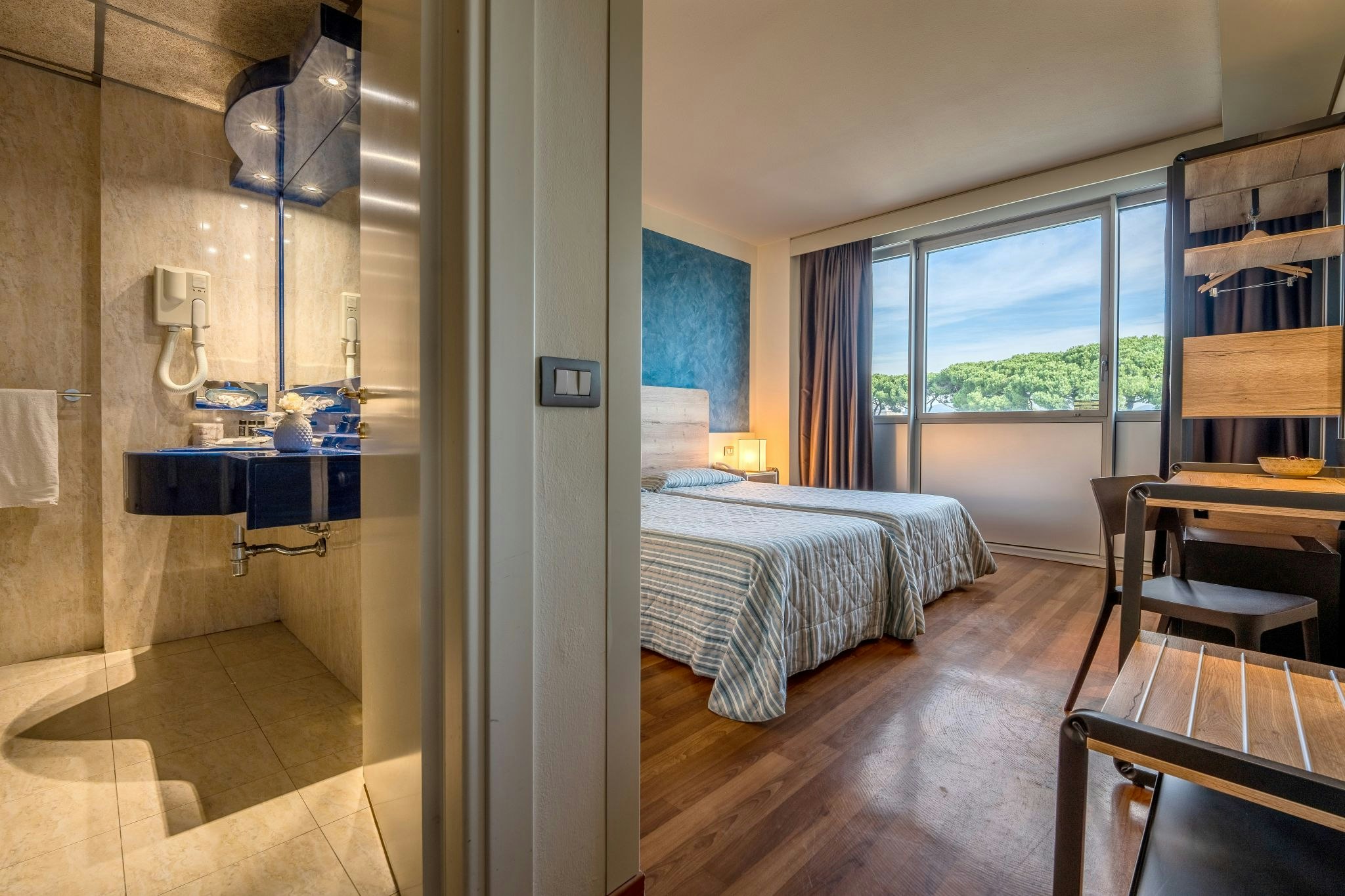 STANDARD, TWIN BEDS