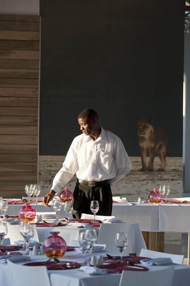 Emanya@Etosha Game Lodge 18/28