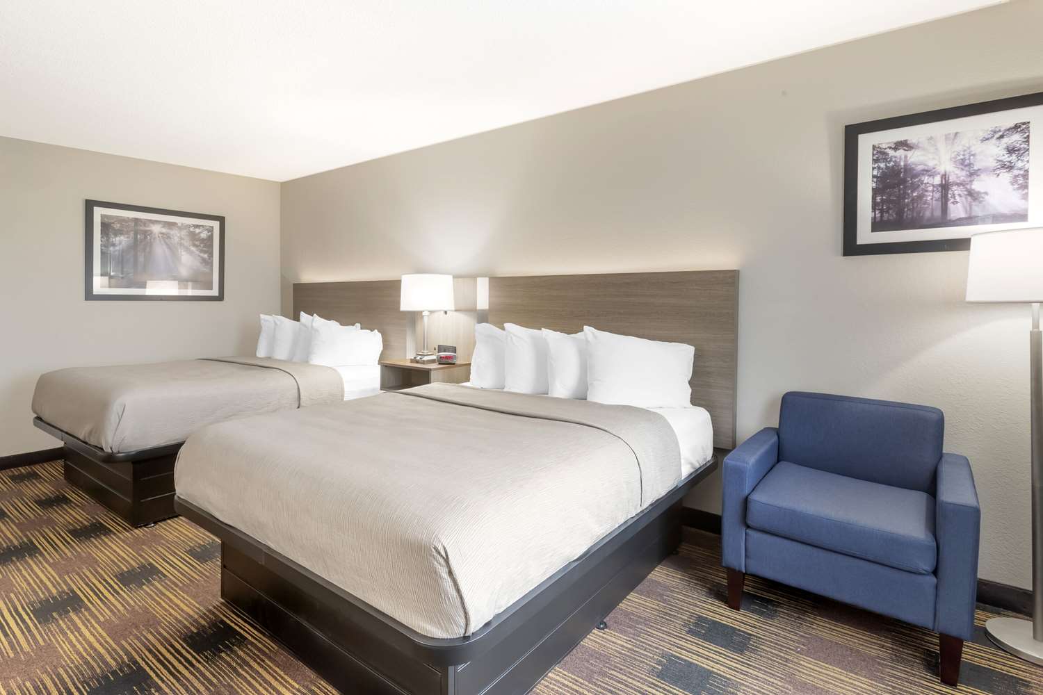 Quality Inn Newton at I-80 7/24