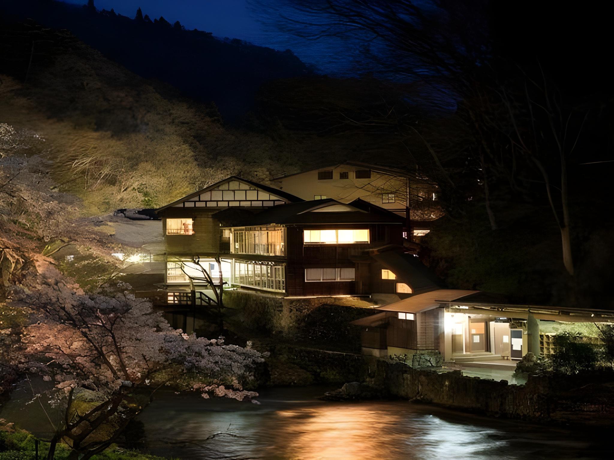 Osawa Onsen Sansuikaku 45/48