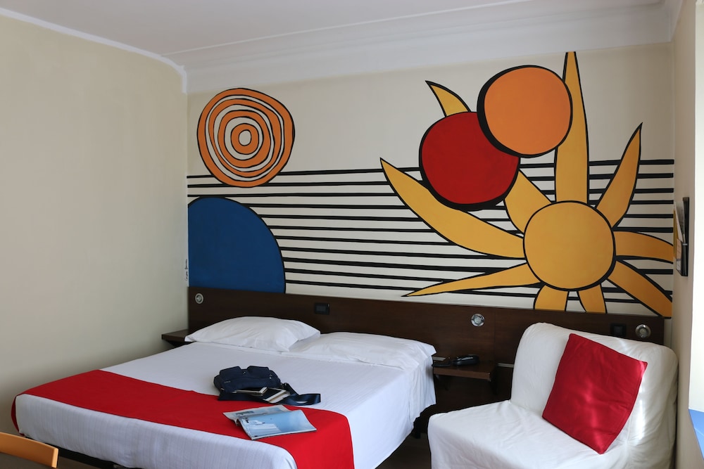 Cairoli Hotel 16/79