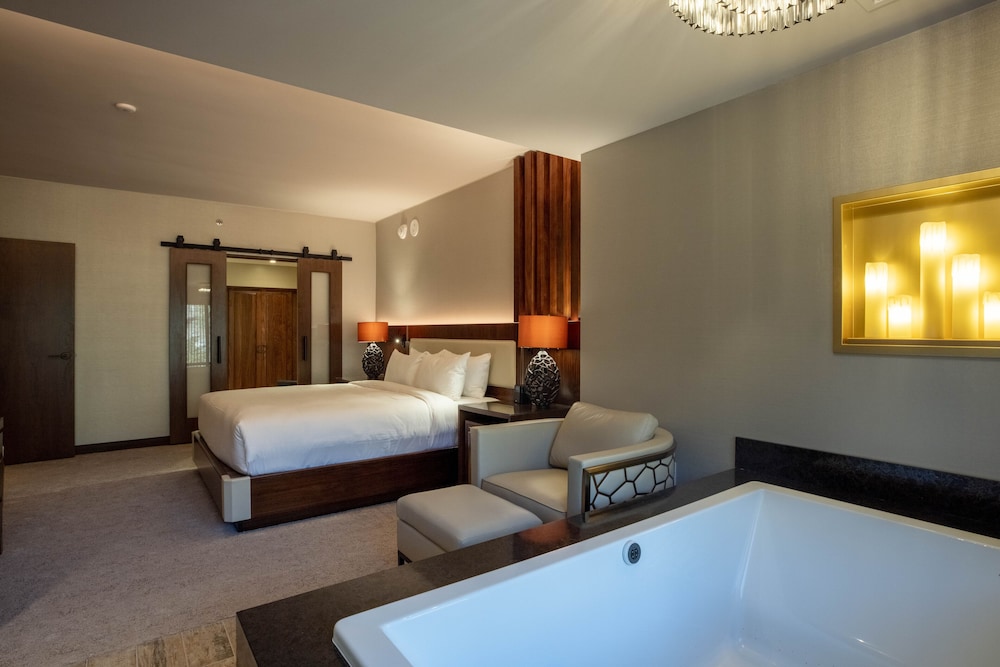 Monarch Casino Resort Spa Black Hawk 18/73