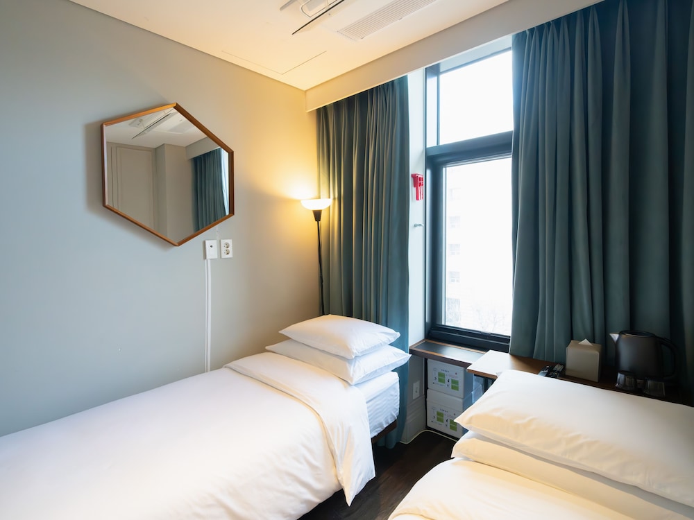 Hotel Crescendo Seoul 13/49