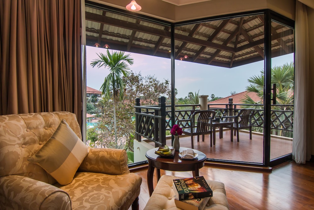 Angkor Palace Resort Spa 61/71