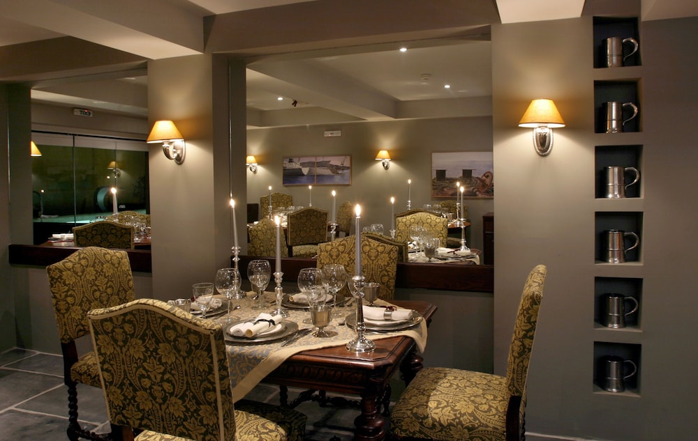 Le Convivial Luxury Suites & Spa 35/45