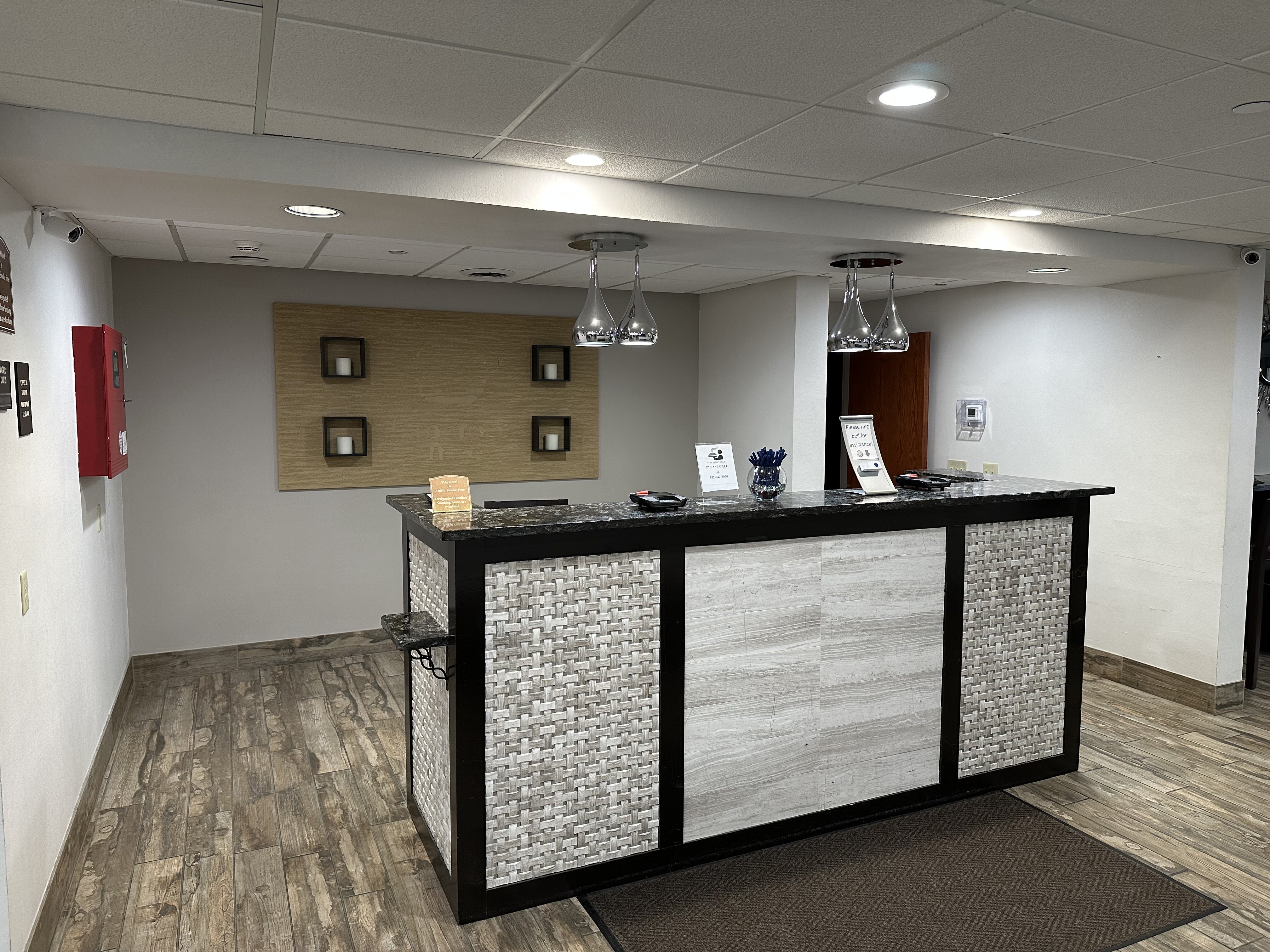 Holiday Inn Express And Suite Eden Prairie Minneapolis 8/57