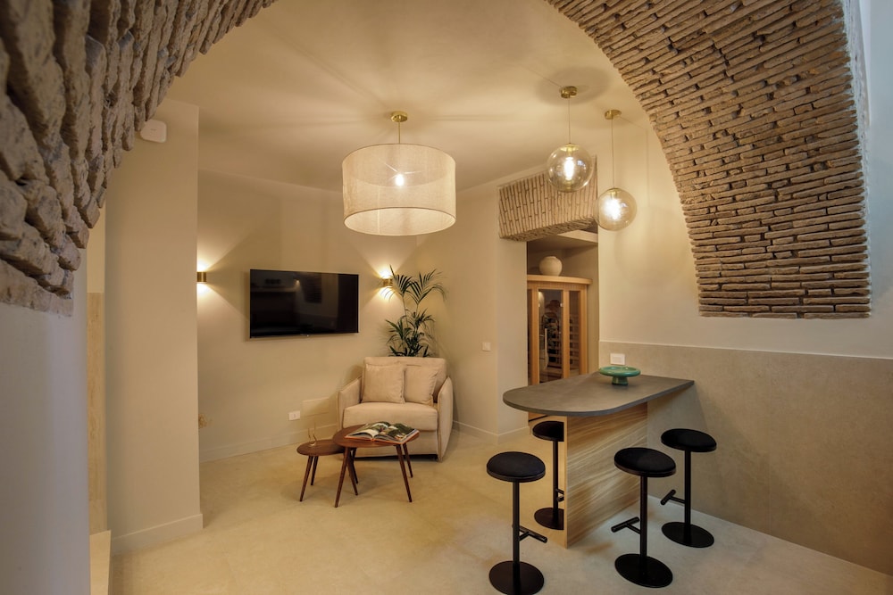 Hotel Condotti 52/63