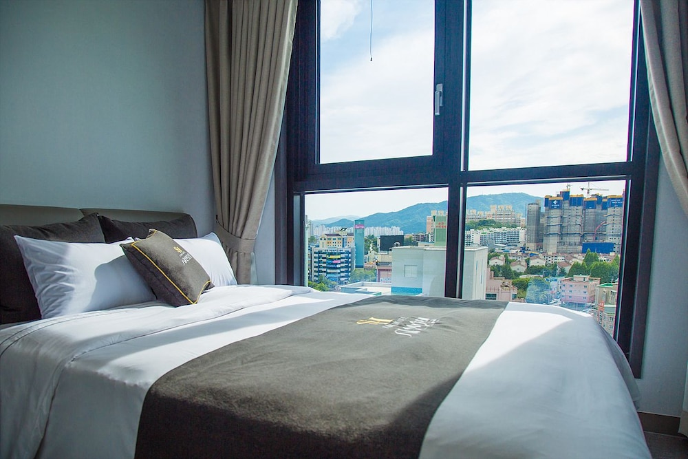 Shine Hotel 14/50
