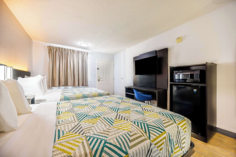 Motel6 Fort Worth, TX - East 33/45