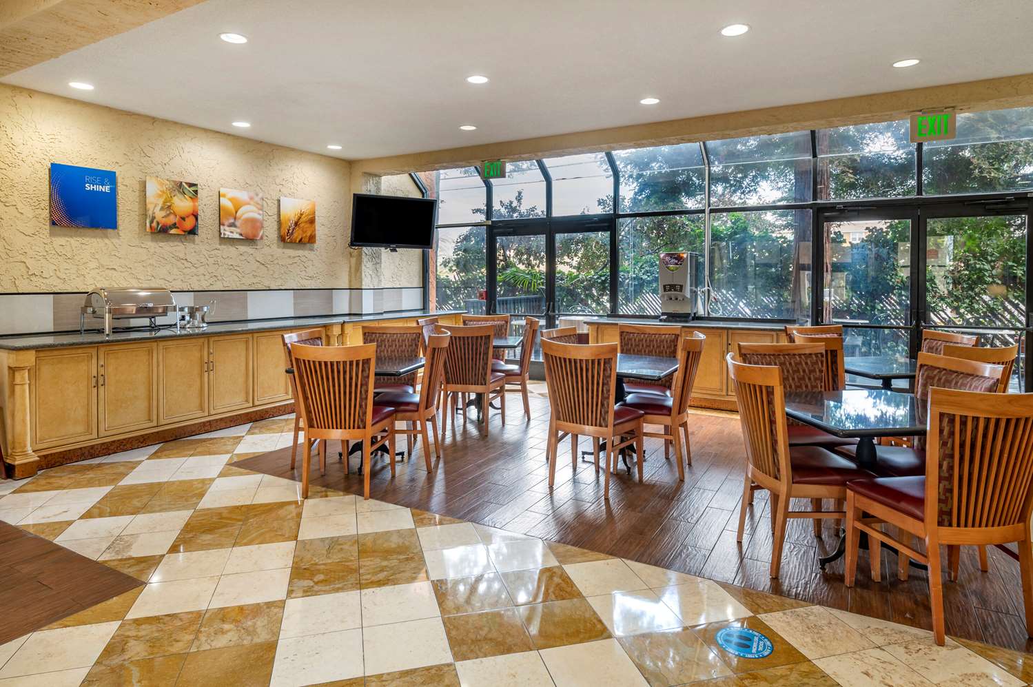 Wyndham Garden Newark/Fremont Silicon Valley 16/17