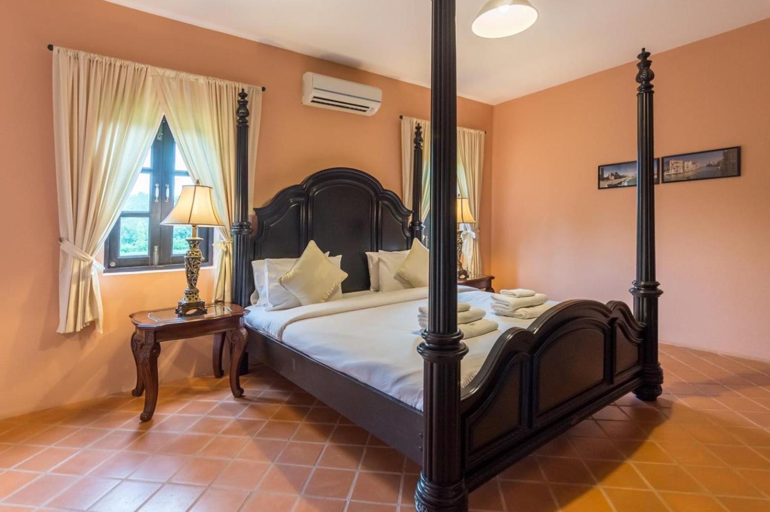 Villa Malinee Khao Yai 12/100