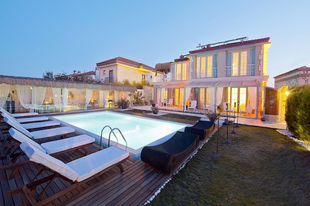 Sade Alacati Hotel 32/36