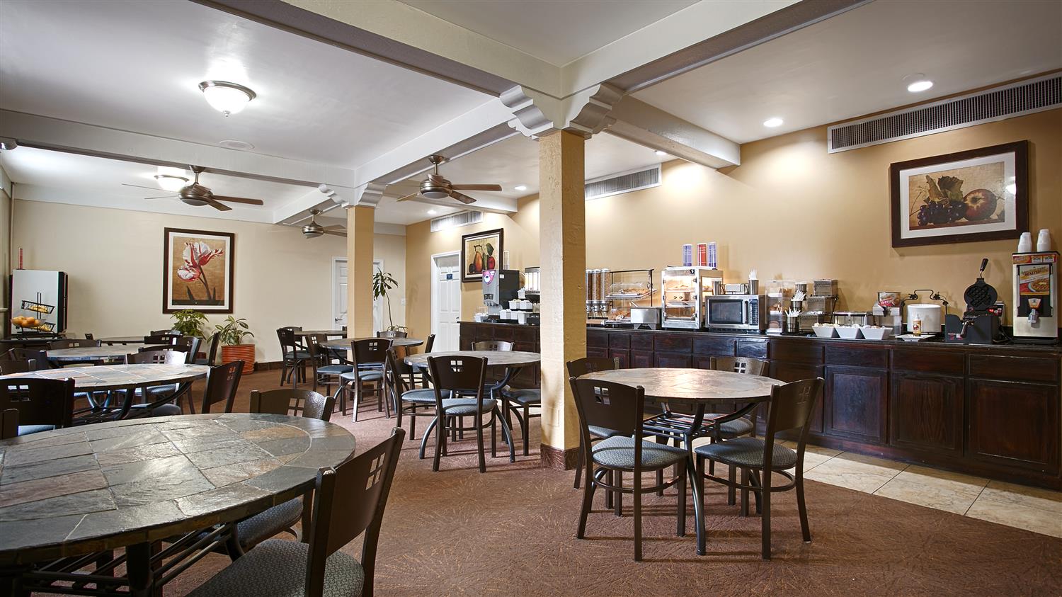 Motel6 Dallas, TX - Downtown 21/28