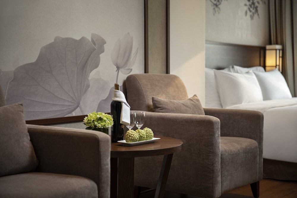 Authentic Hanoi Boutique Hotel 44/64