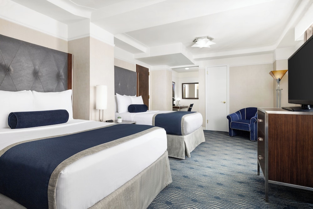 EXECUTIVE, 2 DOUBLE BEDS