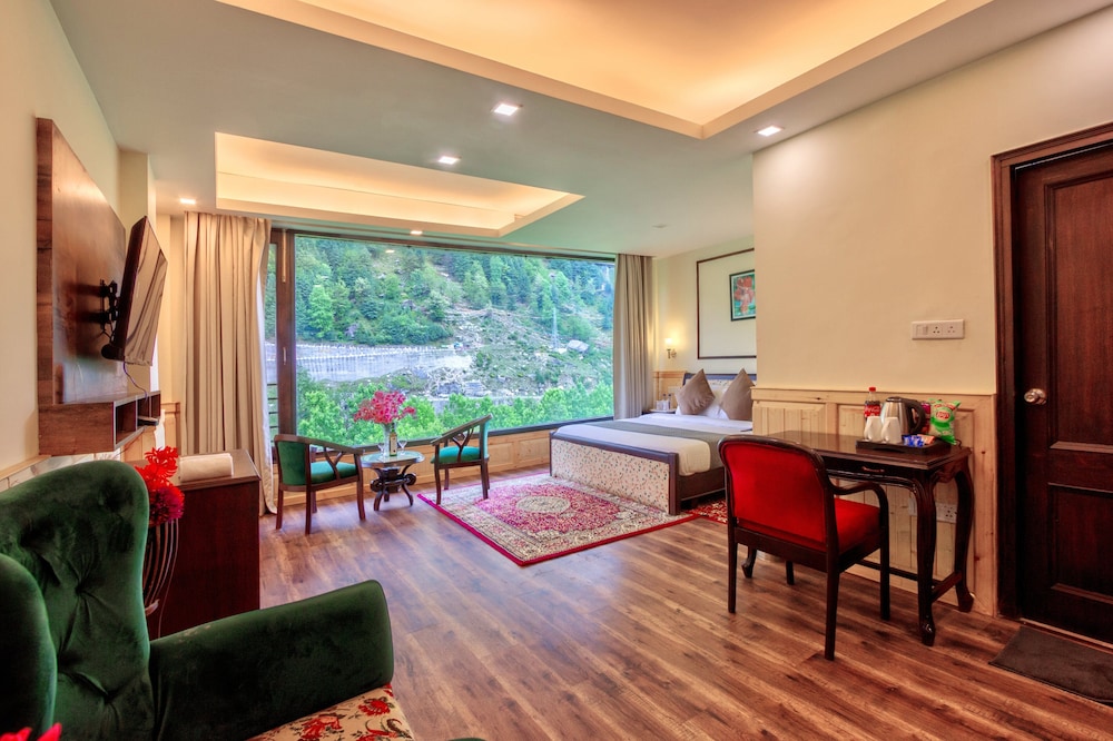 The Katoch Grand Resort 33/50