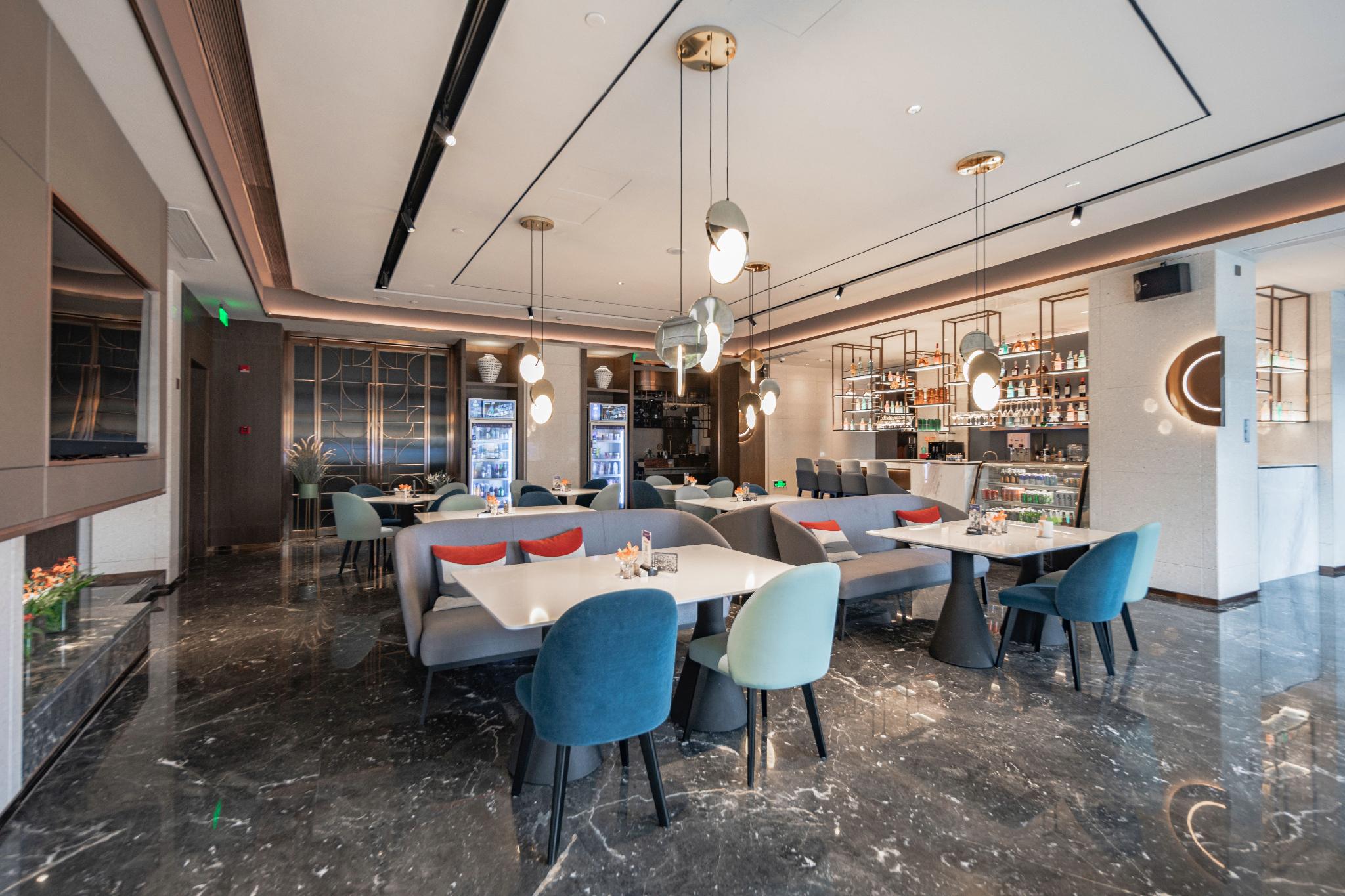 Yitel Collection (Shanghai Zhangjiang) 24/36