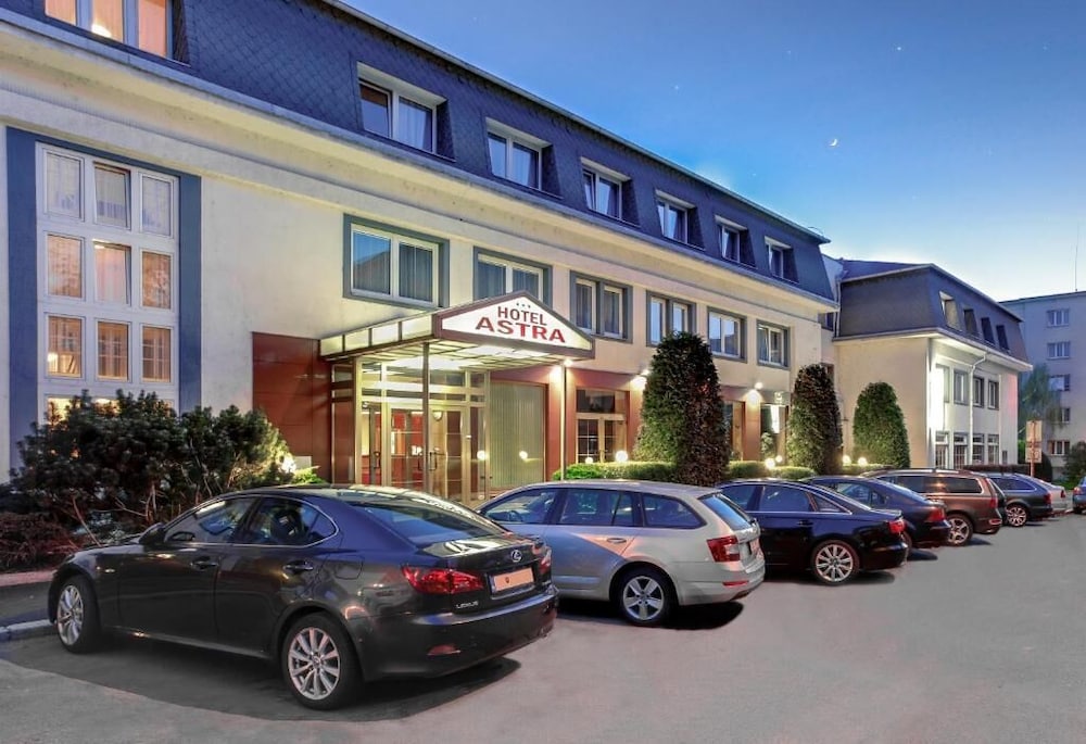 Hotel Astra 59/64