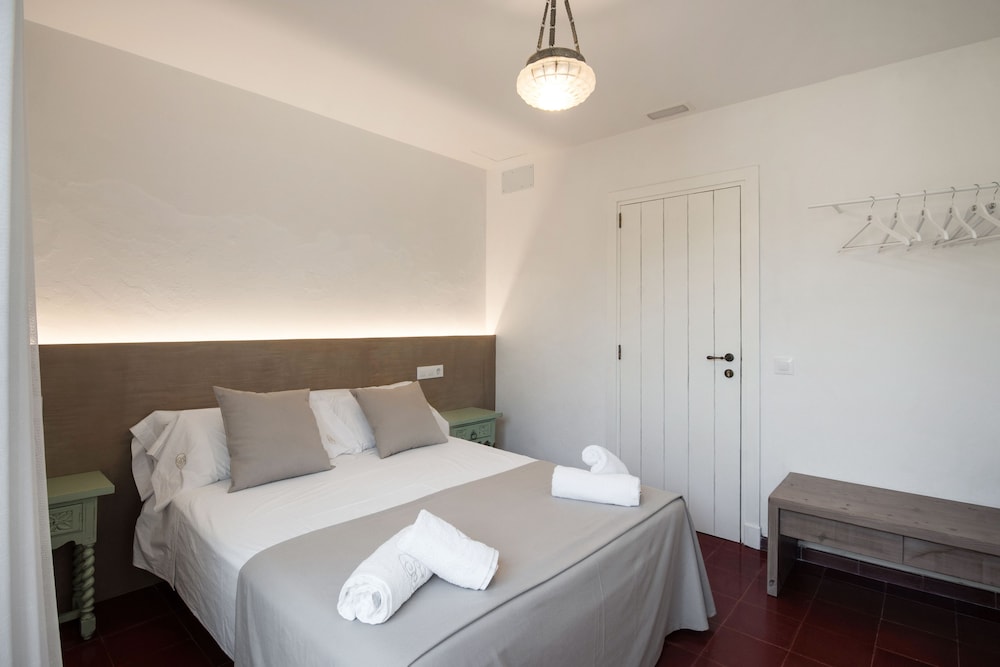 STANDARD, DOUBLE BED