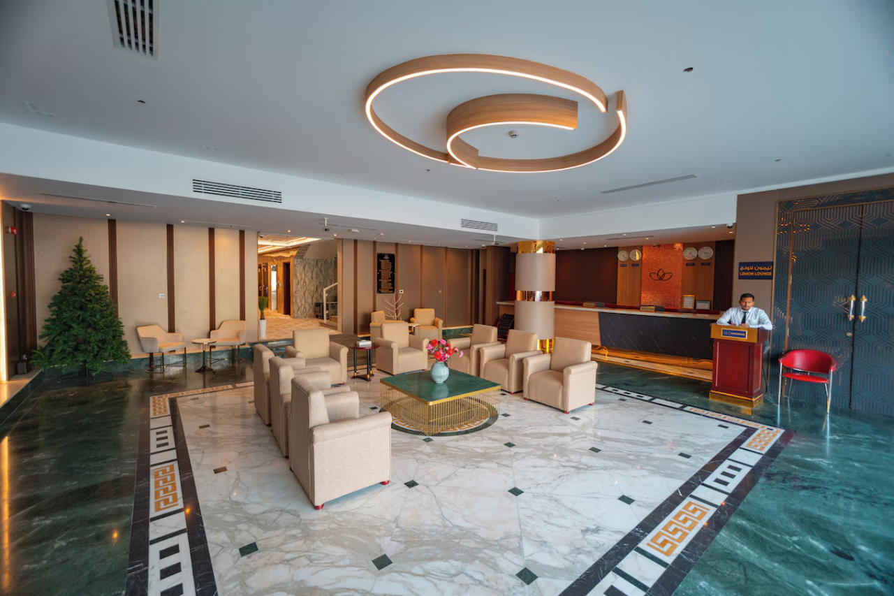 Grand Continent Hotel, Dubai 18/20