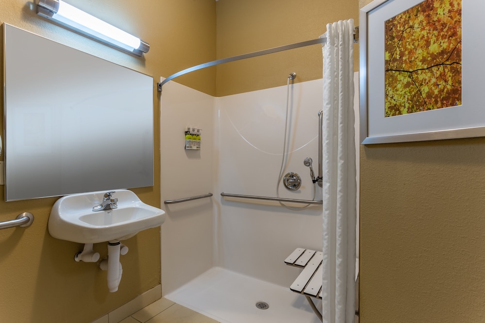 Candlewood Suites South Bend Airport, an IHG Hotel 11/48