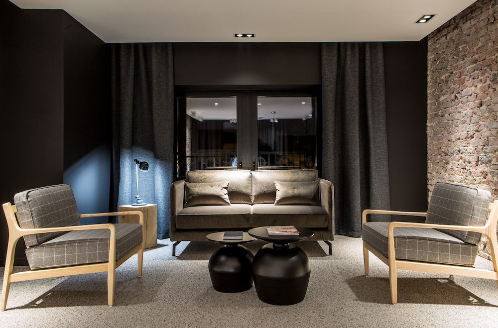Hotel Louvre Lens (40Km From Lille) 43/55