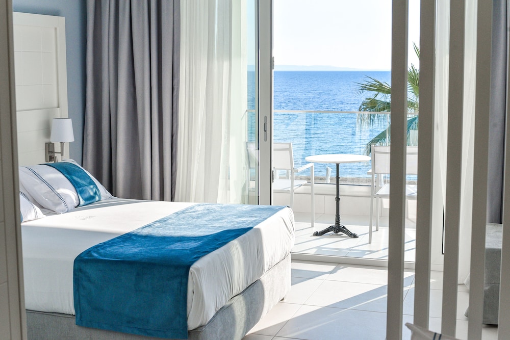 Acrotel Lily Ann Boutique Hotel 23/70