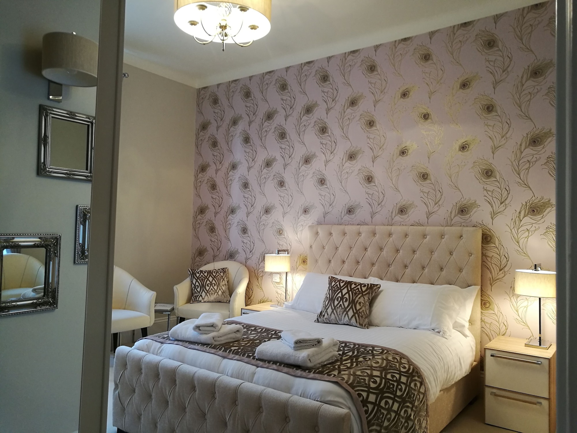SUPERIOR, DOUBLE BED