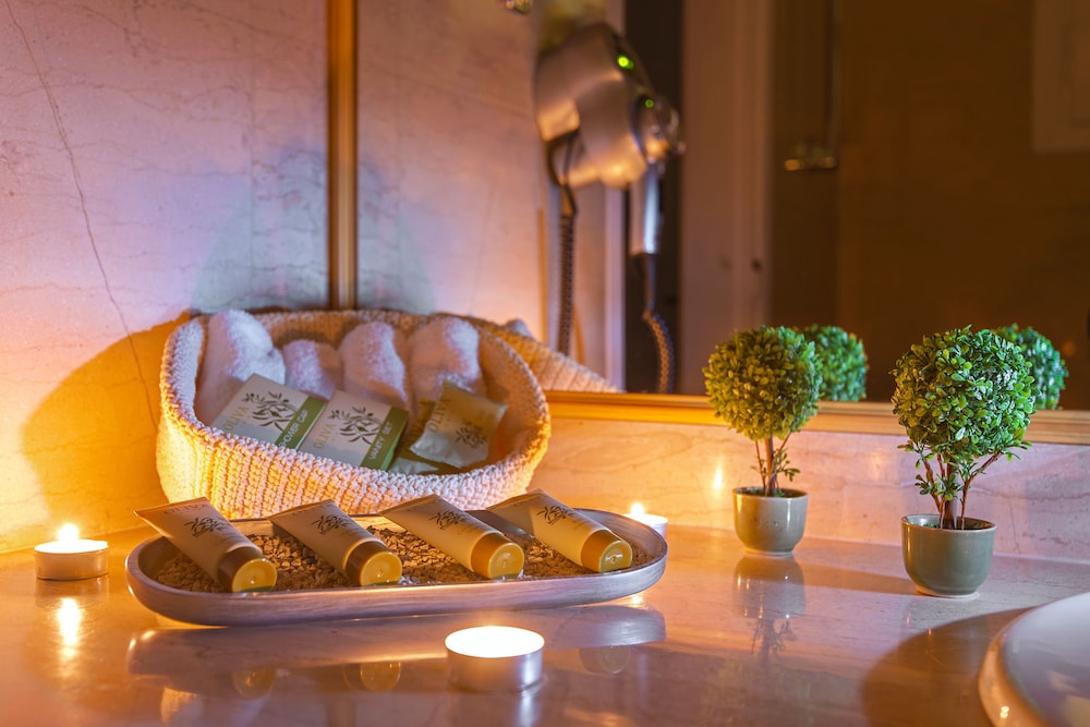 Lindos Harmony Suites 25/50