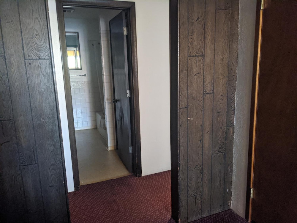 Cabana Inn photo3