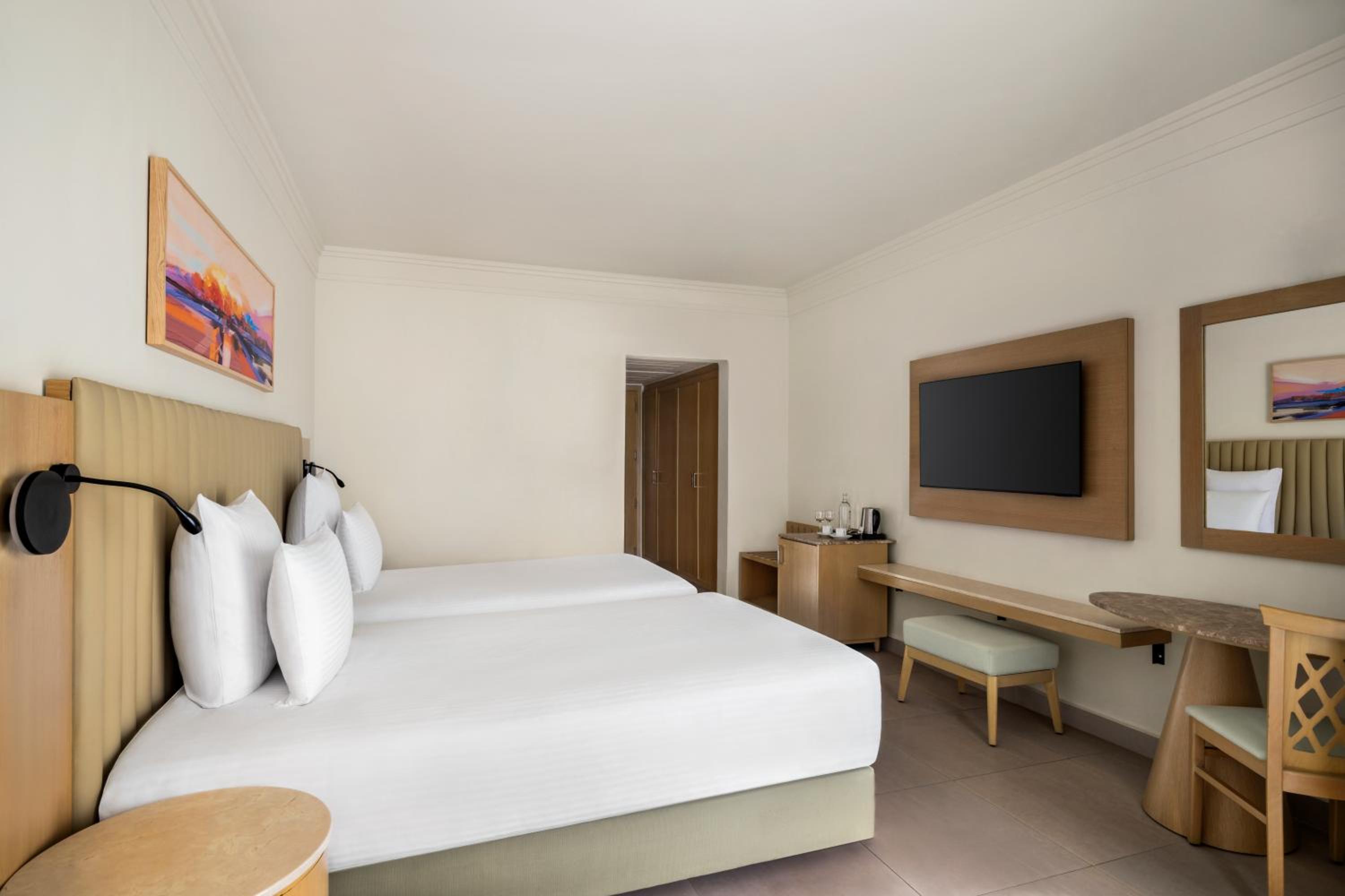 Superior, Twin Beds, Pool Side, Beach Wing